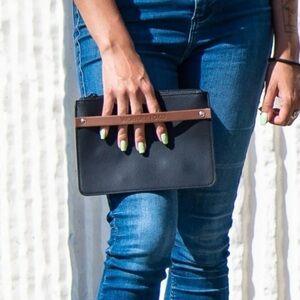 Wonderfold LIKE NEW Parent Console Storage Removable Clutch ONLY